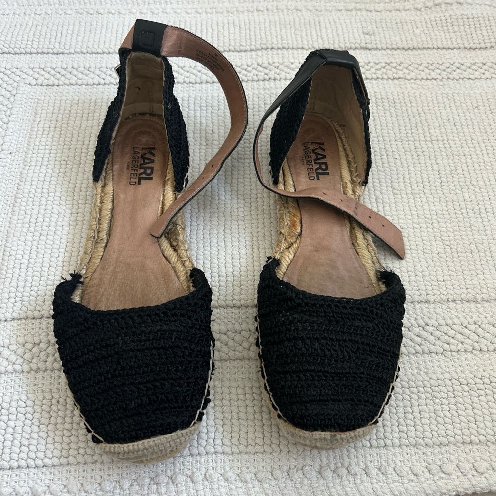 KARL LAGERFELD BLACK LEATHER AND FABRIC ANKKE STRAP FLATS SIZE 7